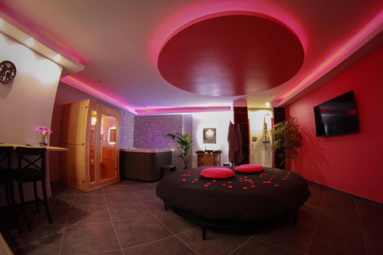 Nuit Vip Spa Sauna Privatif Le Rove Εξωτερικό φωτογραφία
